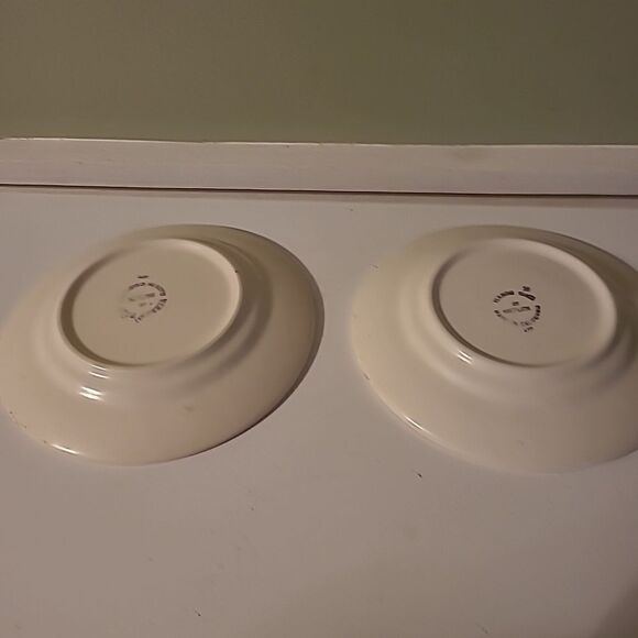Set of Two Metlox Saucers - Picture 2 of 6